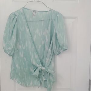 Women's blouse
